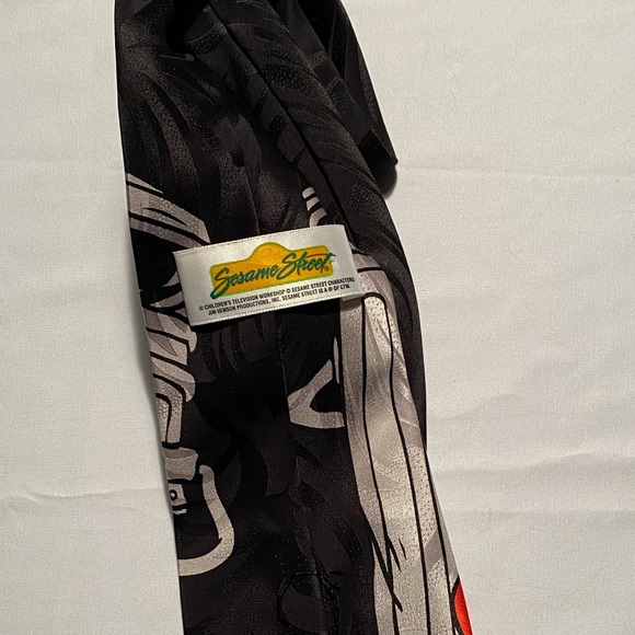 Sesame Street Elmo neck tie. - Picture 3 of 3